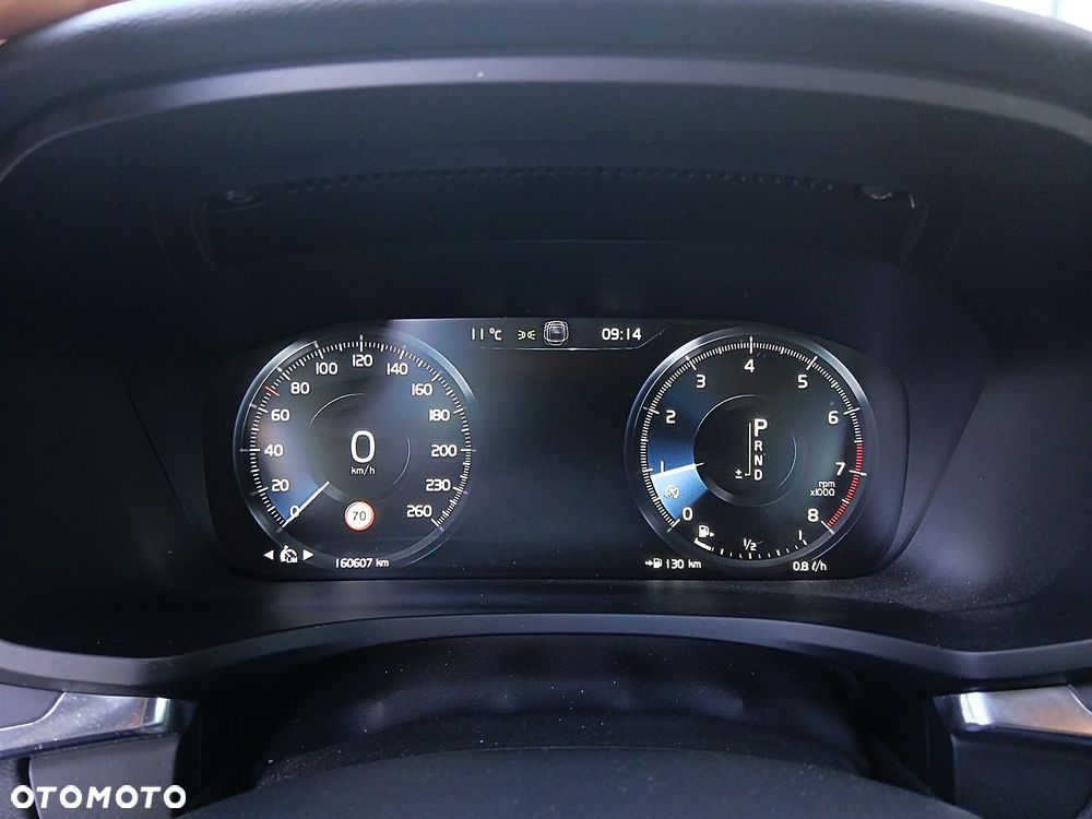 Volvo V60 T4 Momentum - 27
