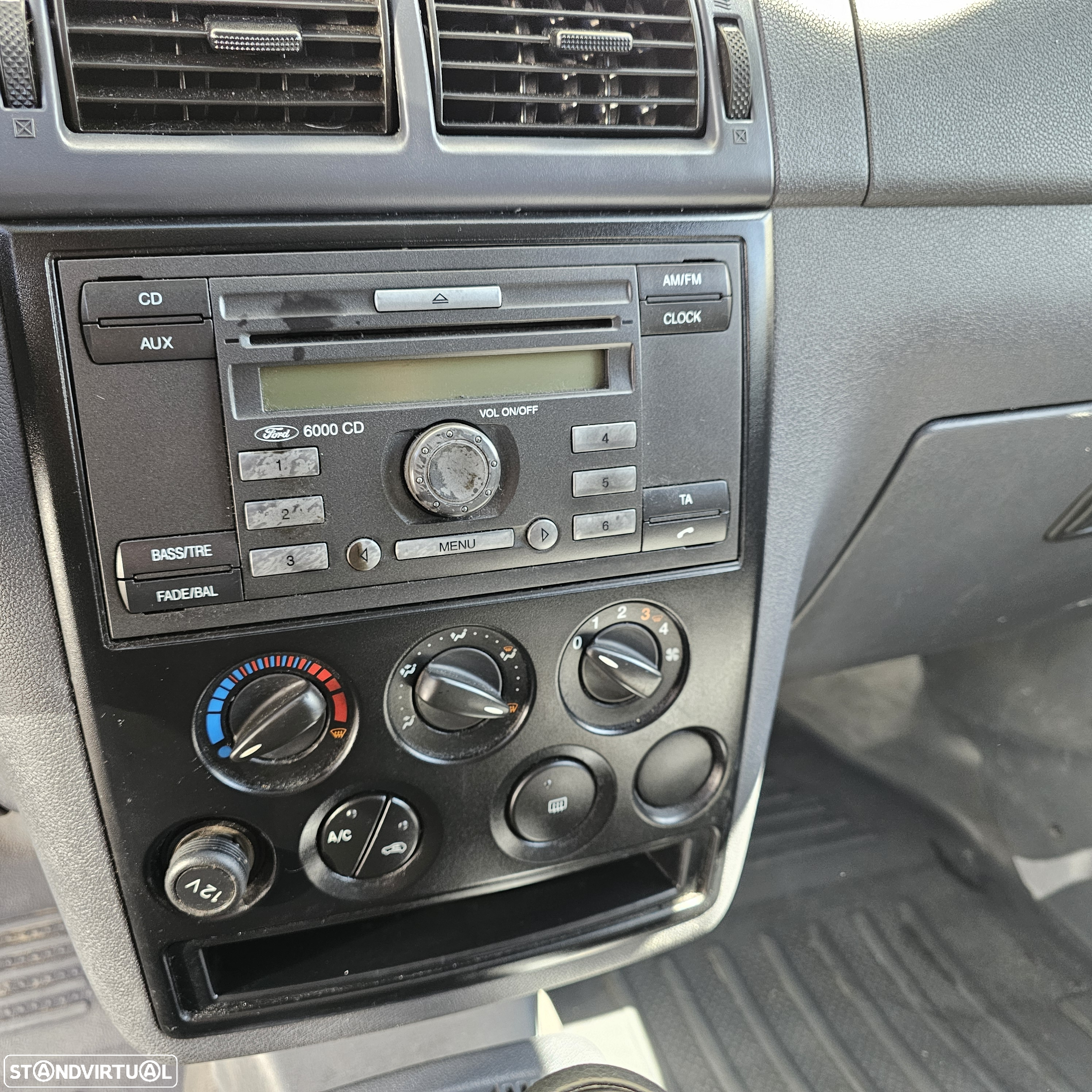 Ford connect tecto alto - 14