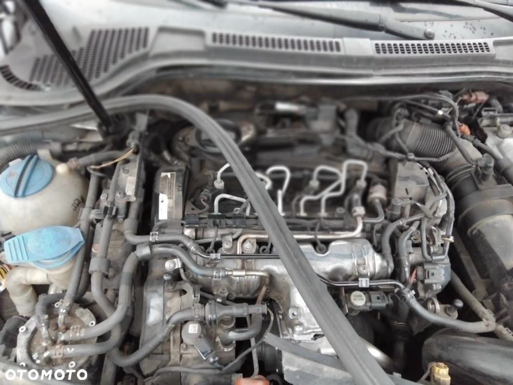 Skoda Superb 2 z silnikiem 2,0 tdi ozn. CBB i skrzynią manualną KNY lakier kod LF8L - 2