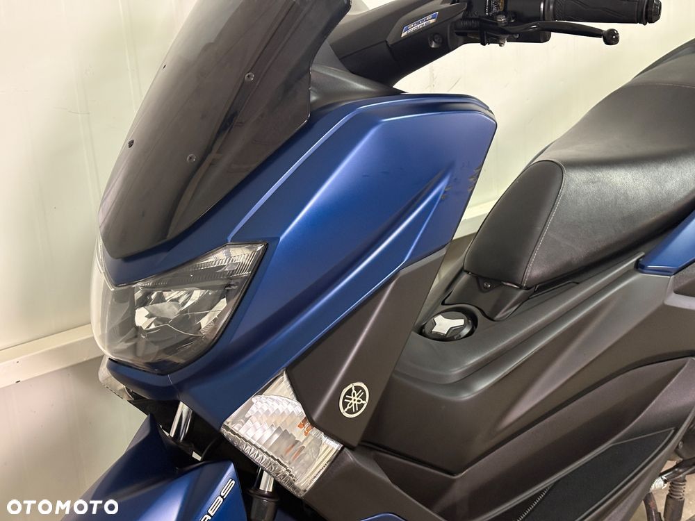 Yamaha NMAX - 10