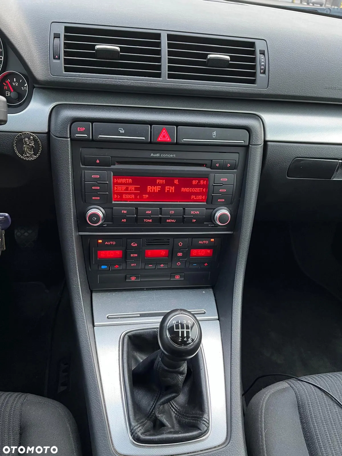 Audi A4 Avant 2.0 TDI - 10