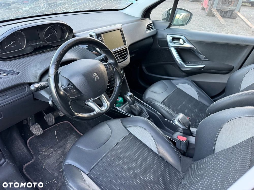 Peugeot 2008 1.6 BlueHDi Allure - 7