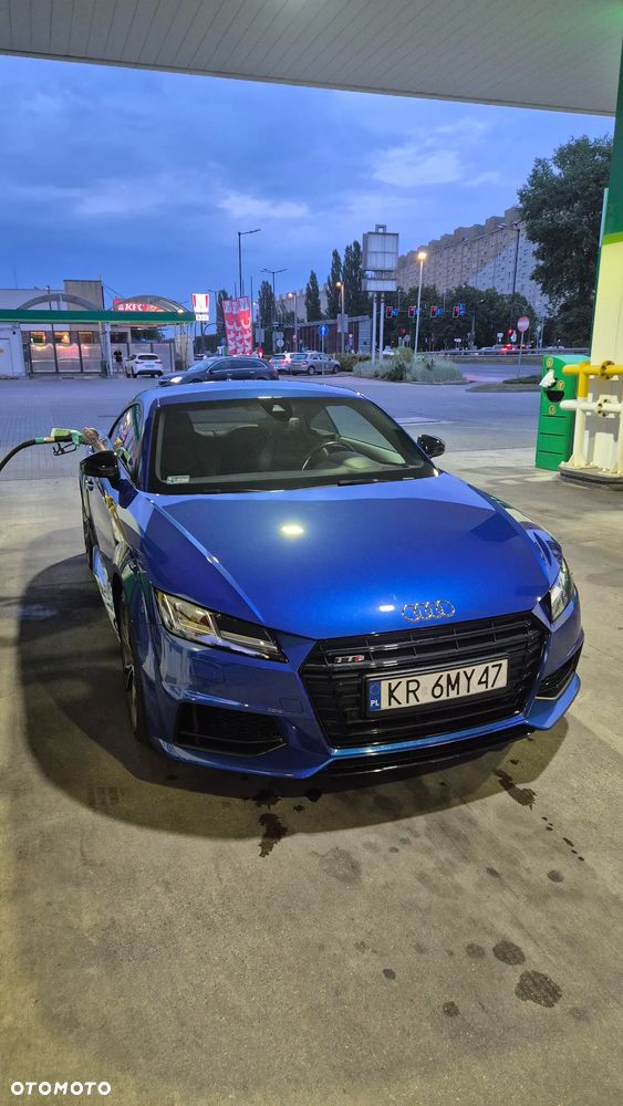 Audi TT S Coupé - 9