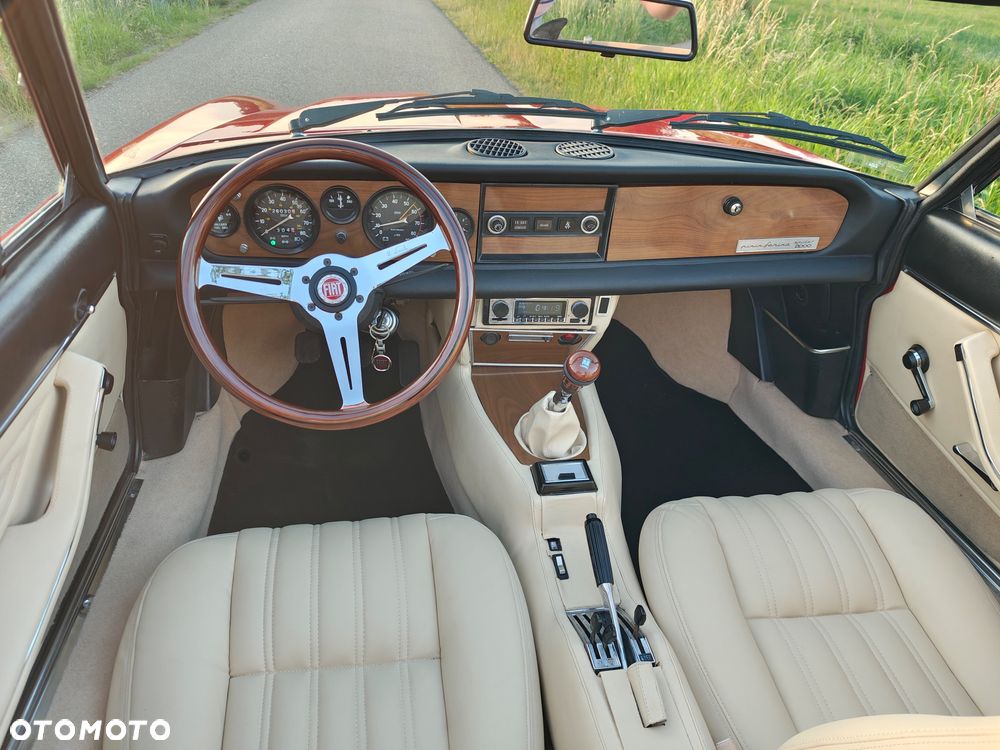 Fiat 124 Spider - 39