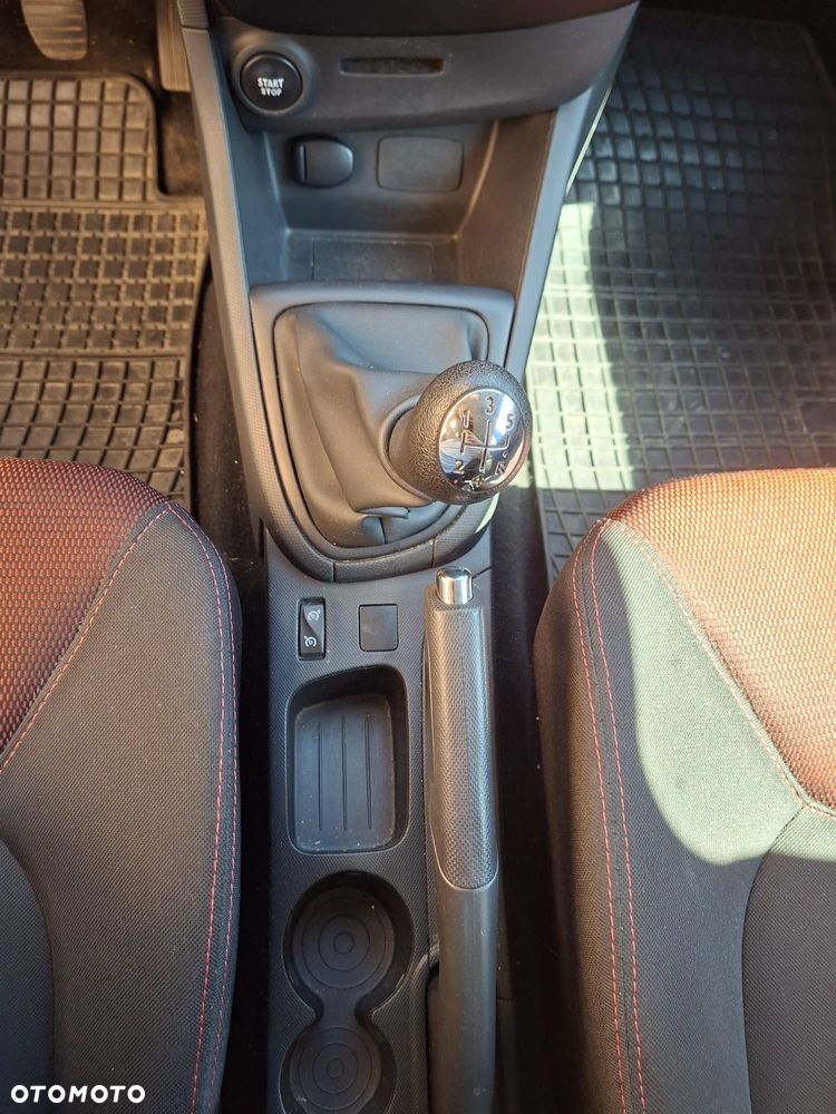 Renault Clio 1.2 16V Life - 12
