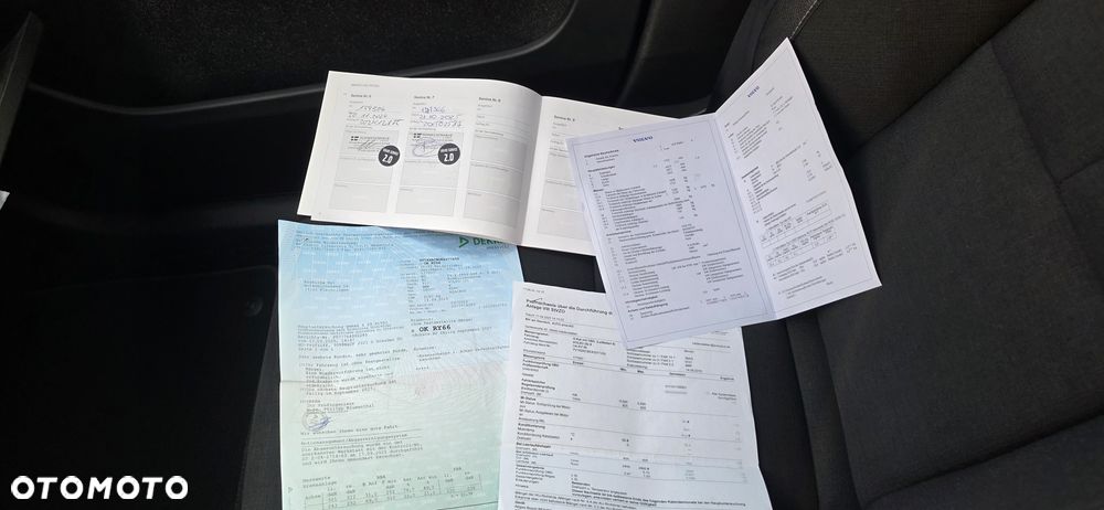 Volvo XC 40 - 24
