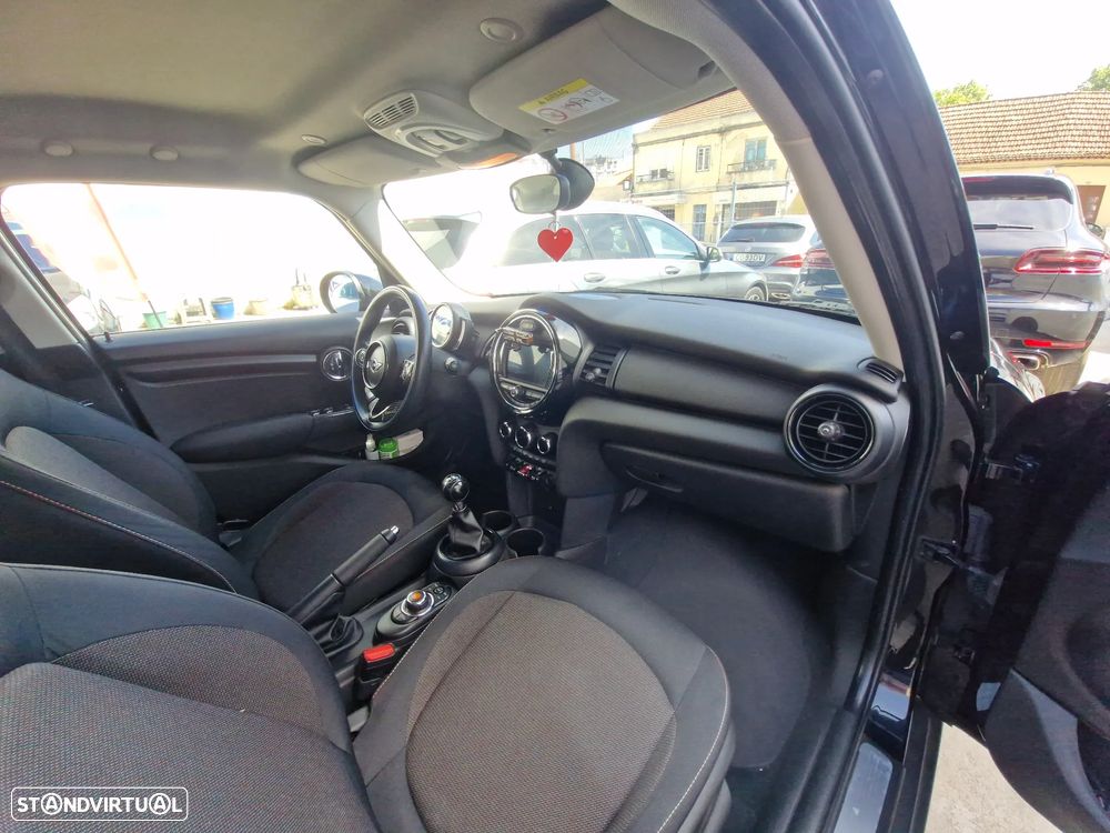 MINI 5 Portas Cooper D Seven - 10