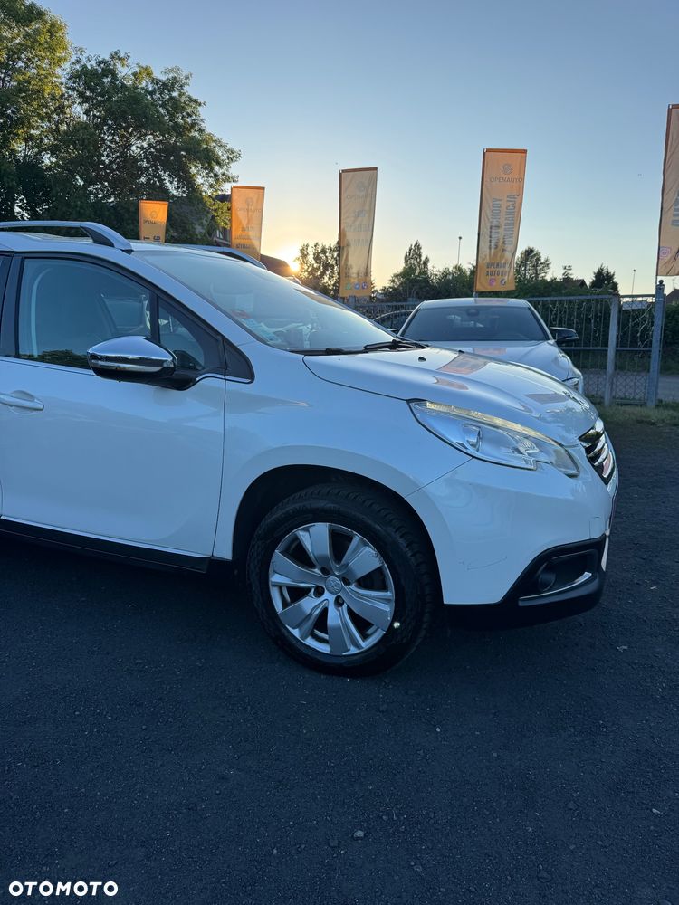Peugeot 2008 1.6 VTi Allure - 10
