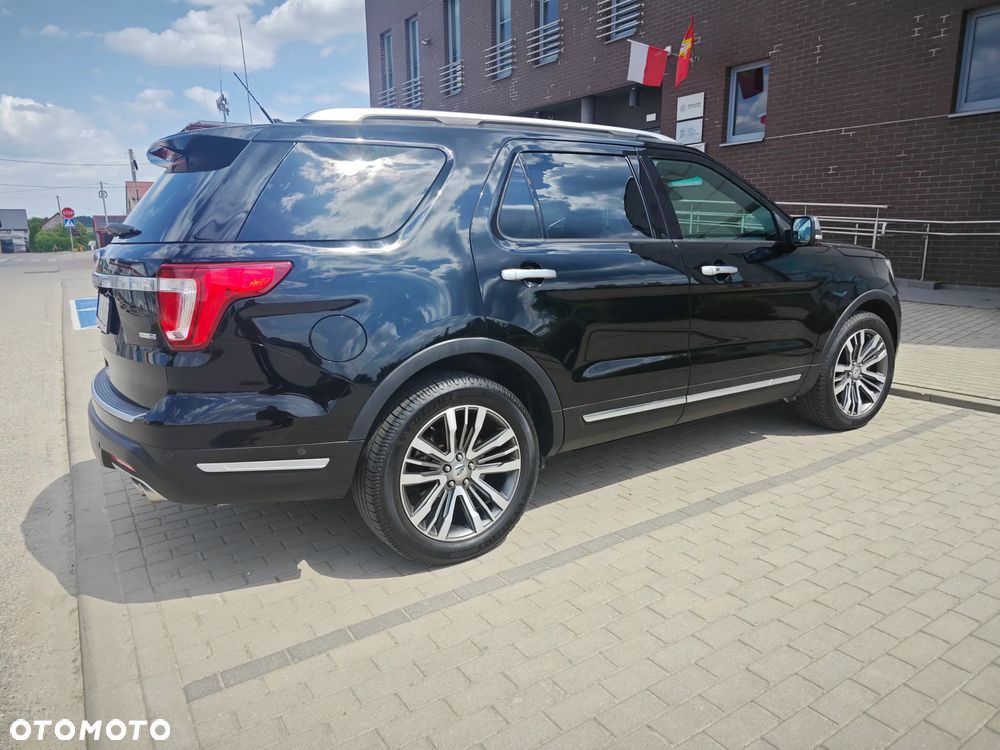 Ford Explorer - 10
