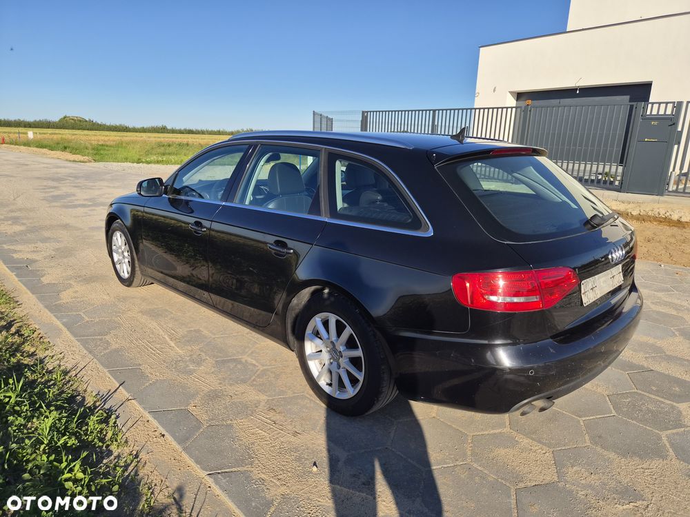 Audi A4 Avant 2.0 TDI - 6