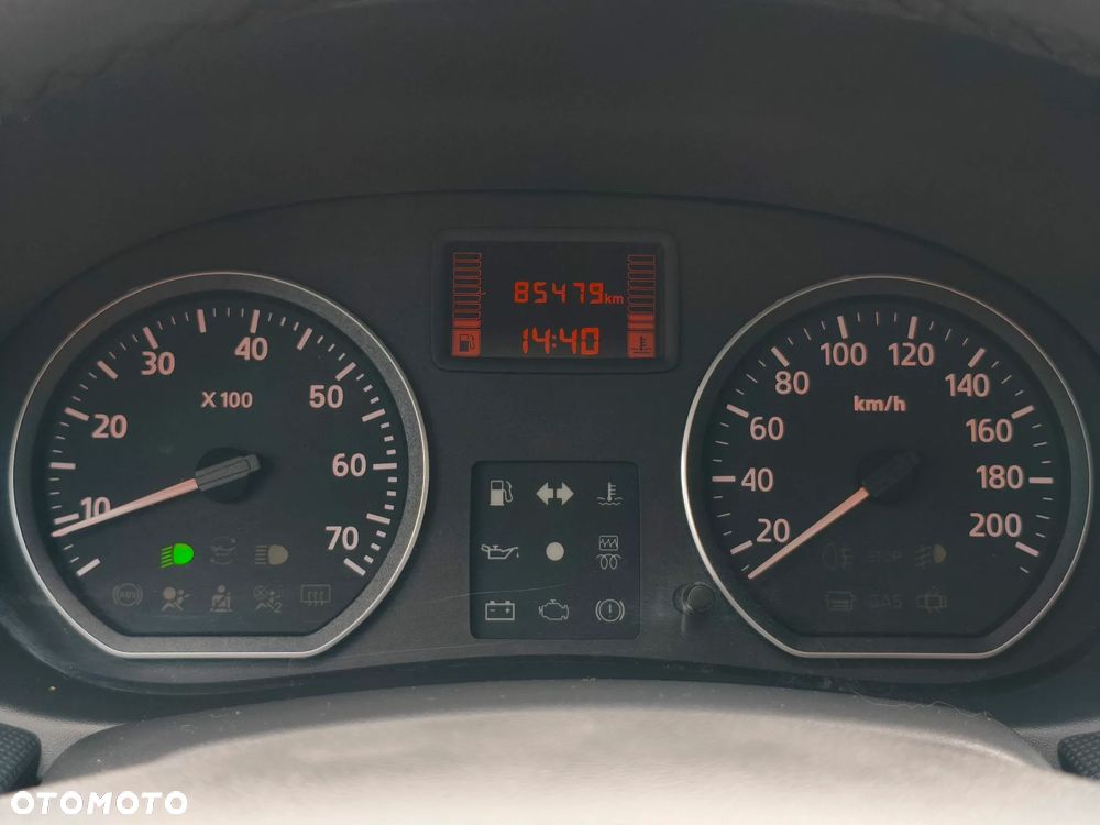 Dacia Sandero Stepway 1.6 - 8