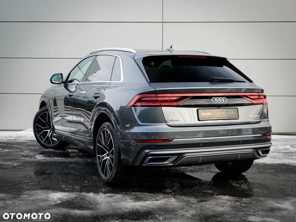 Audi Q8 - 2