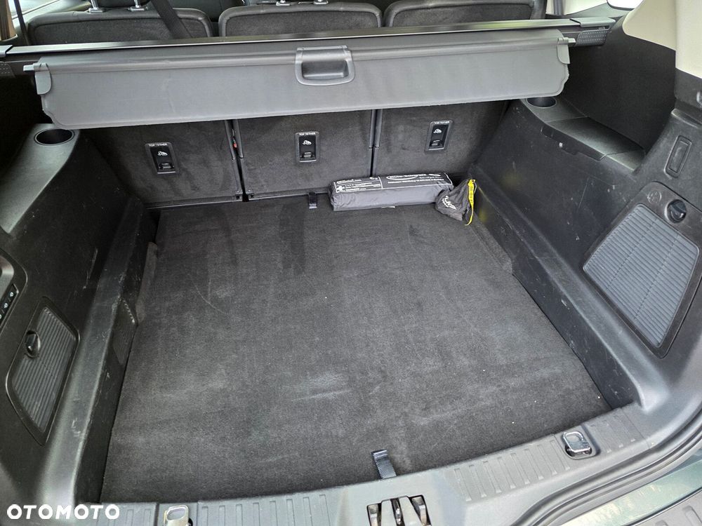 Ford S-Max - 19