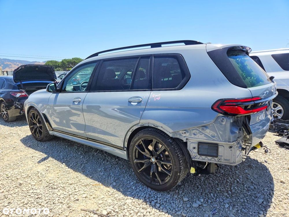 BMW X7 xDrive40i - 3