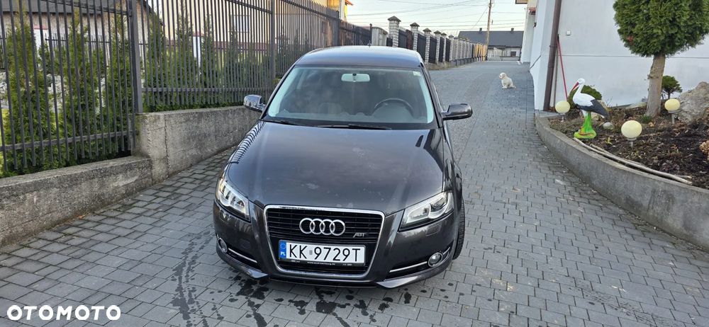 Audi A3 Sportback 2.0 TDI DPF Ambiente - 1