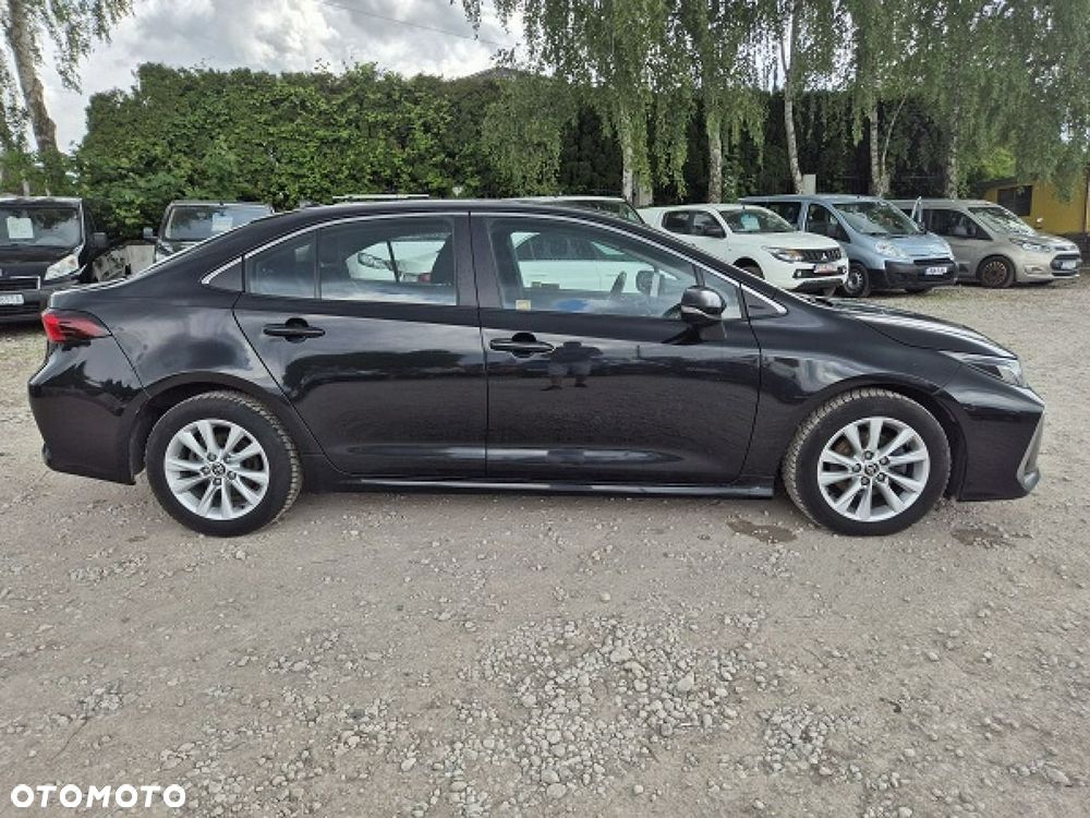 Toyota Corolla - 12
