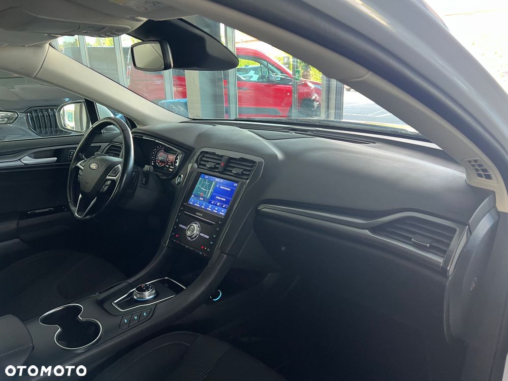 Ford Mondeo 2.0 EcoBlue Titanium - 39