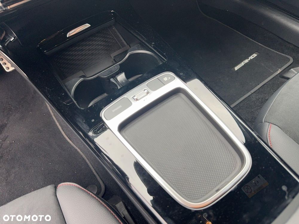 Mercedes-Benz CLA 180 mHEV AMG Line 7G-DCT - 16