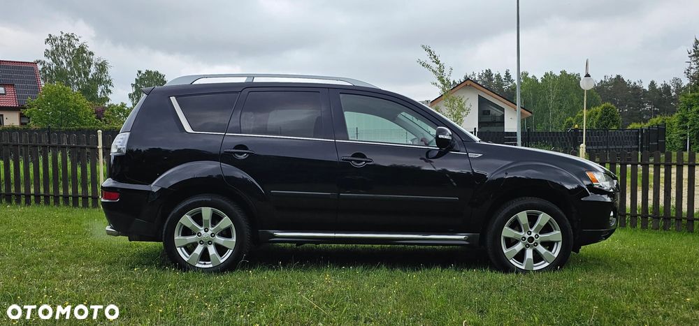 Mitsubishi Outlander 2.0 Intense NAVI 2WD EU5 CVT - 18