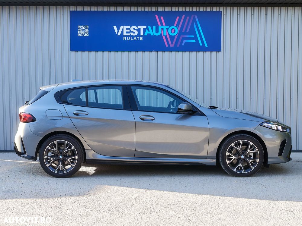 BMW Seria 1 120 AT MHEV - 15