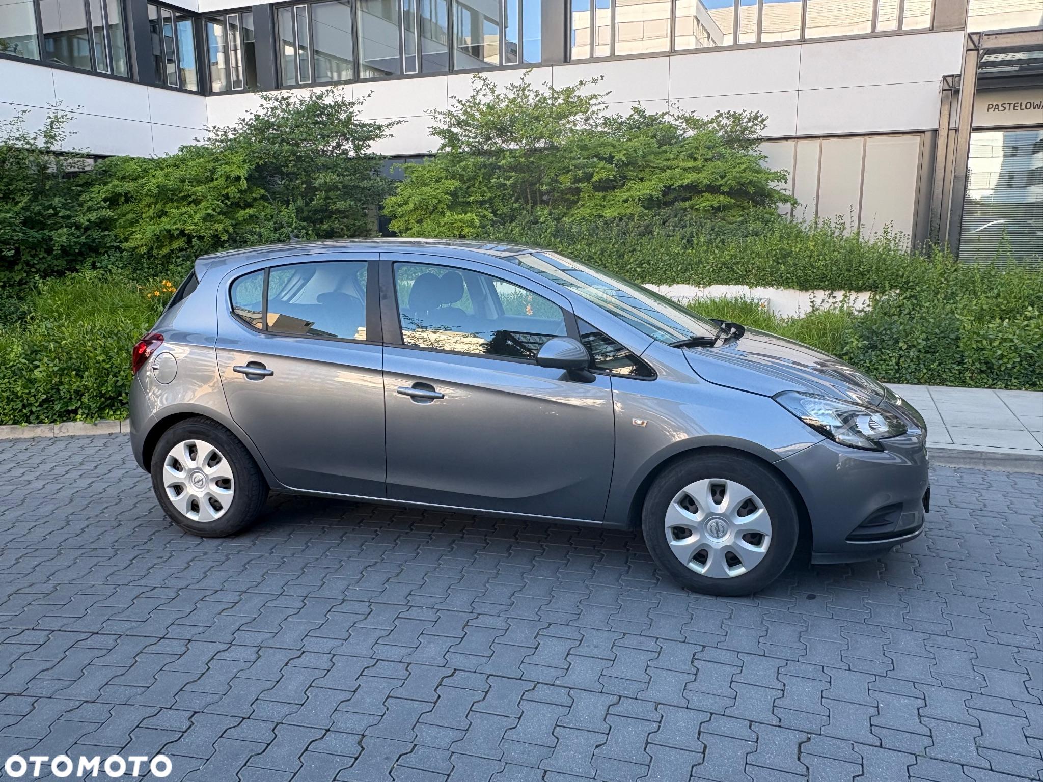 Opel Corsa 1.4 Enjoy - 24