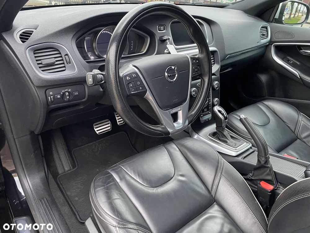 Volvo V40 D3 Geartronic RDesign - 7