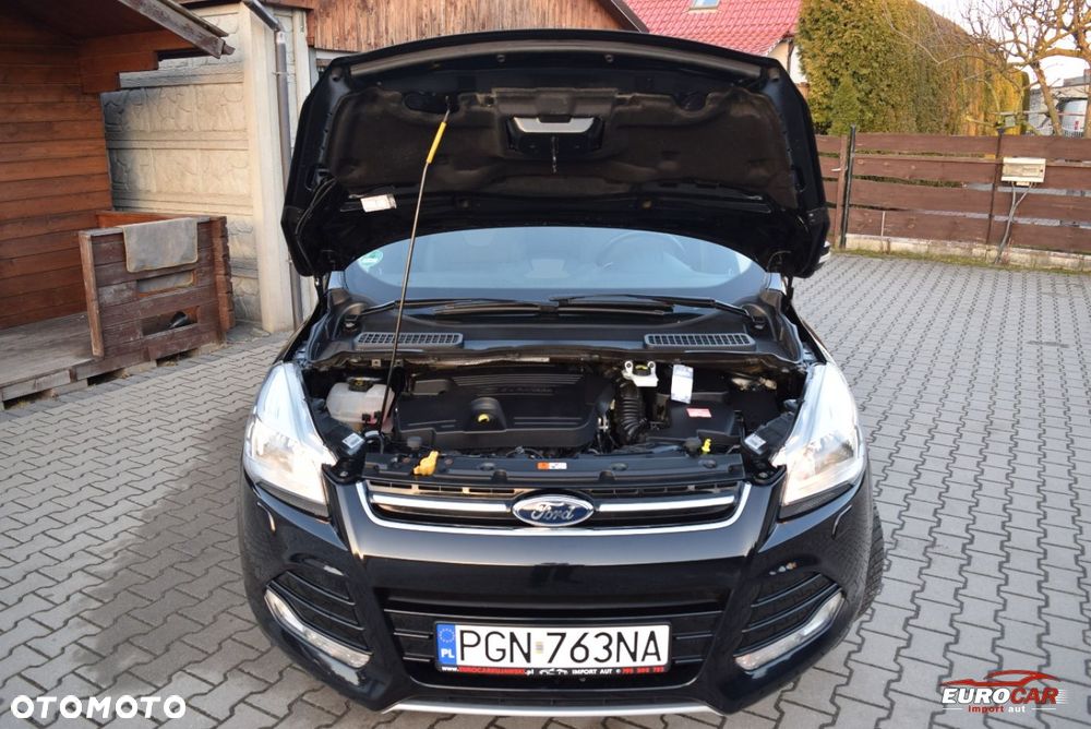 Ford Kuga 2.0 TDCi 2x4 Titanium - 29