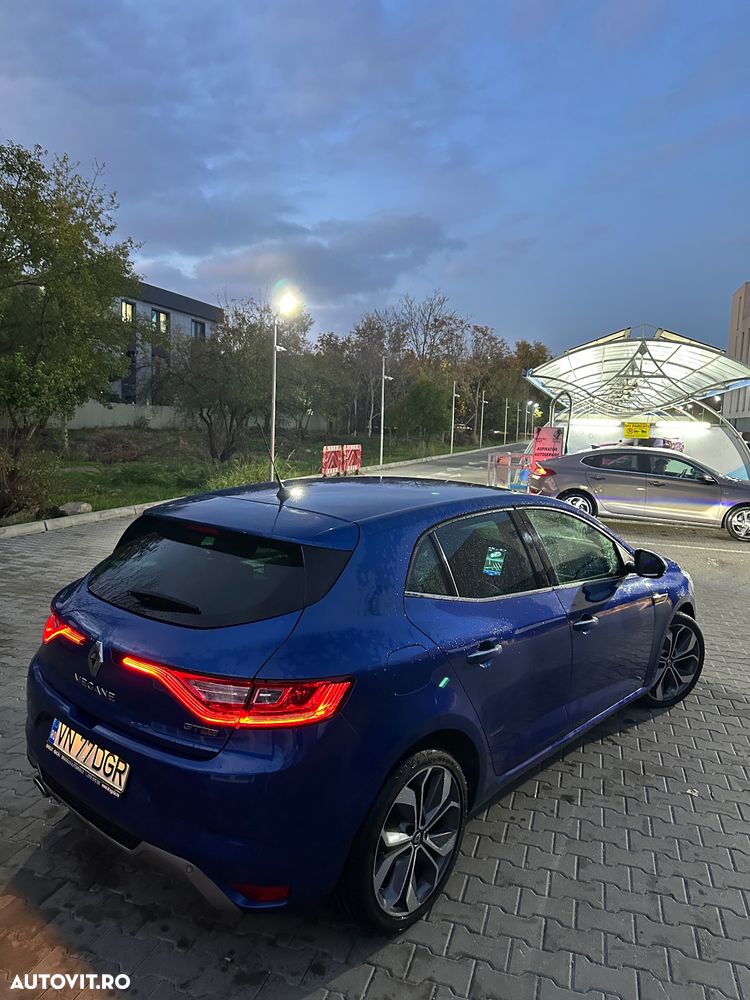 Renault Megane TCe 140 GPF GT LINE - 5