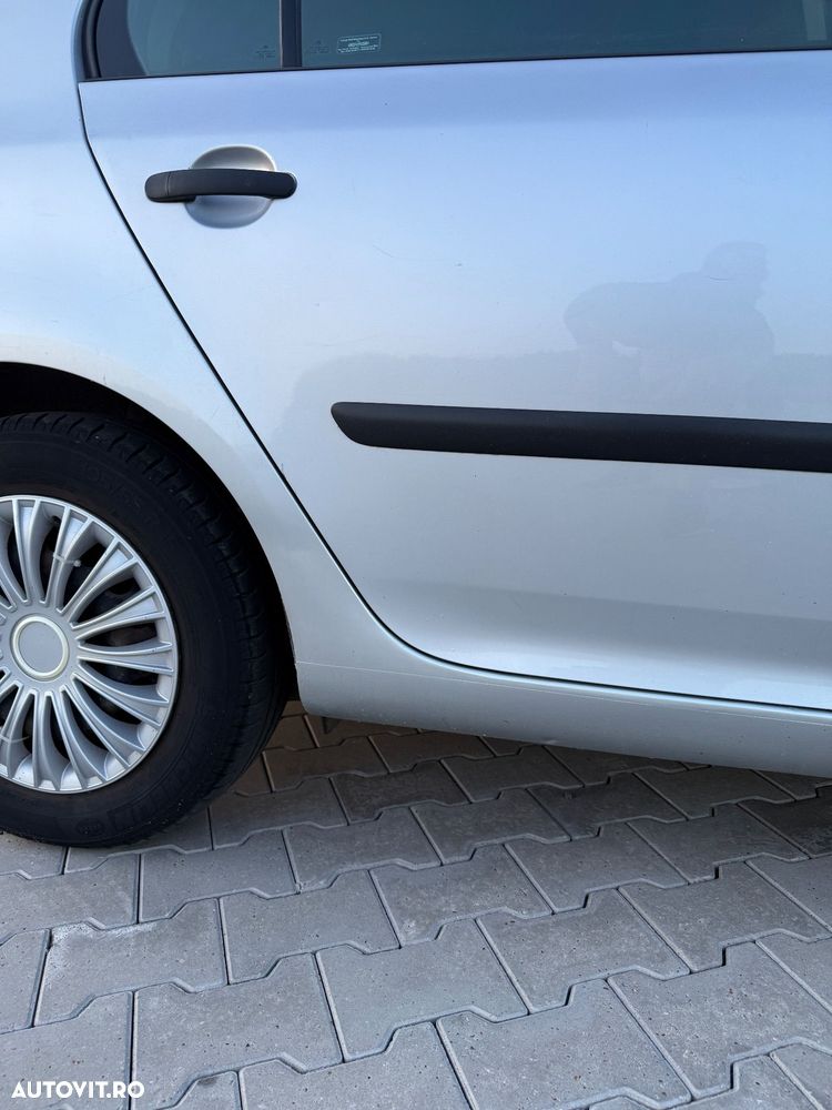 Volkswagen Golf 1.9 TDI Comfortline - 11