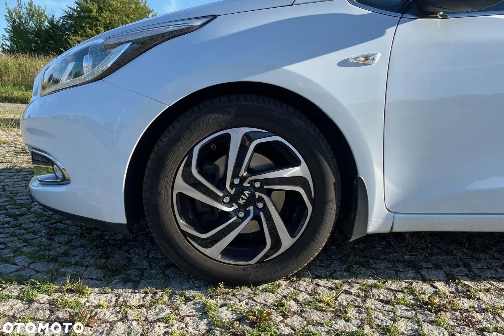 Kia Ceed Cee'd 1.6 GDI L Business Line - 8