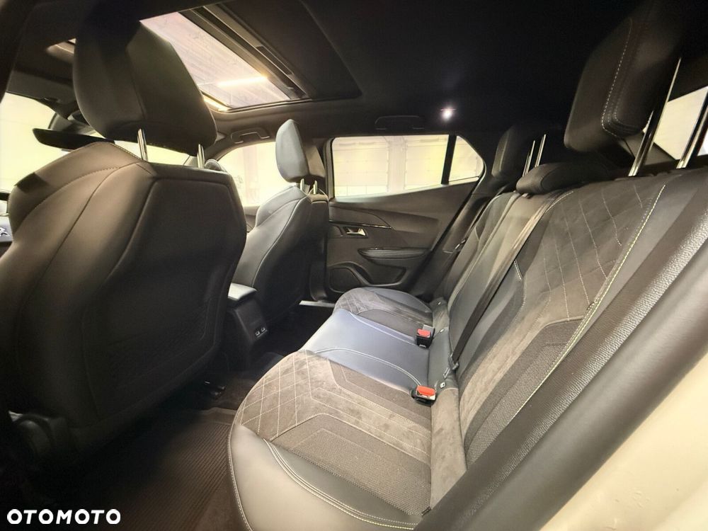 Peugeot 2008 1.2 PureTech GT Line S&S EAT8 - 26