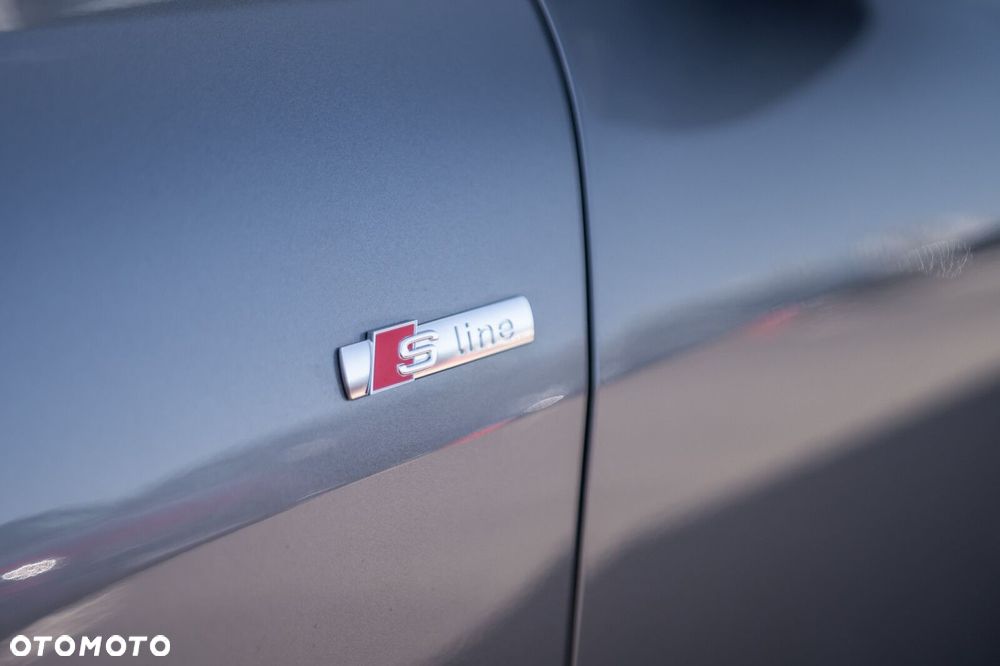 Audi Q4 e-tron - 7
