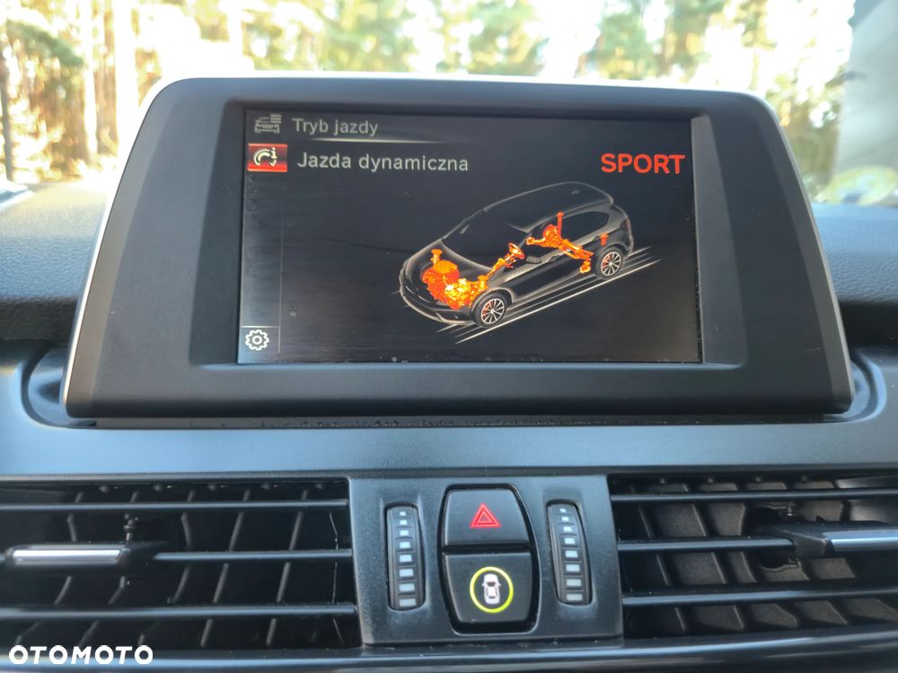 BMW Seria 2 218d Sport-Aut Luxury Line - 25