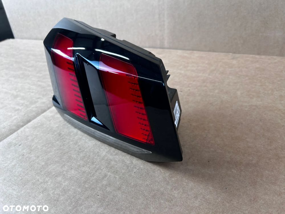 PEUGEOT 5008 II 9811027880 LEWA LAMPA LED TYLNA W KLAPE - 2