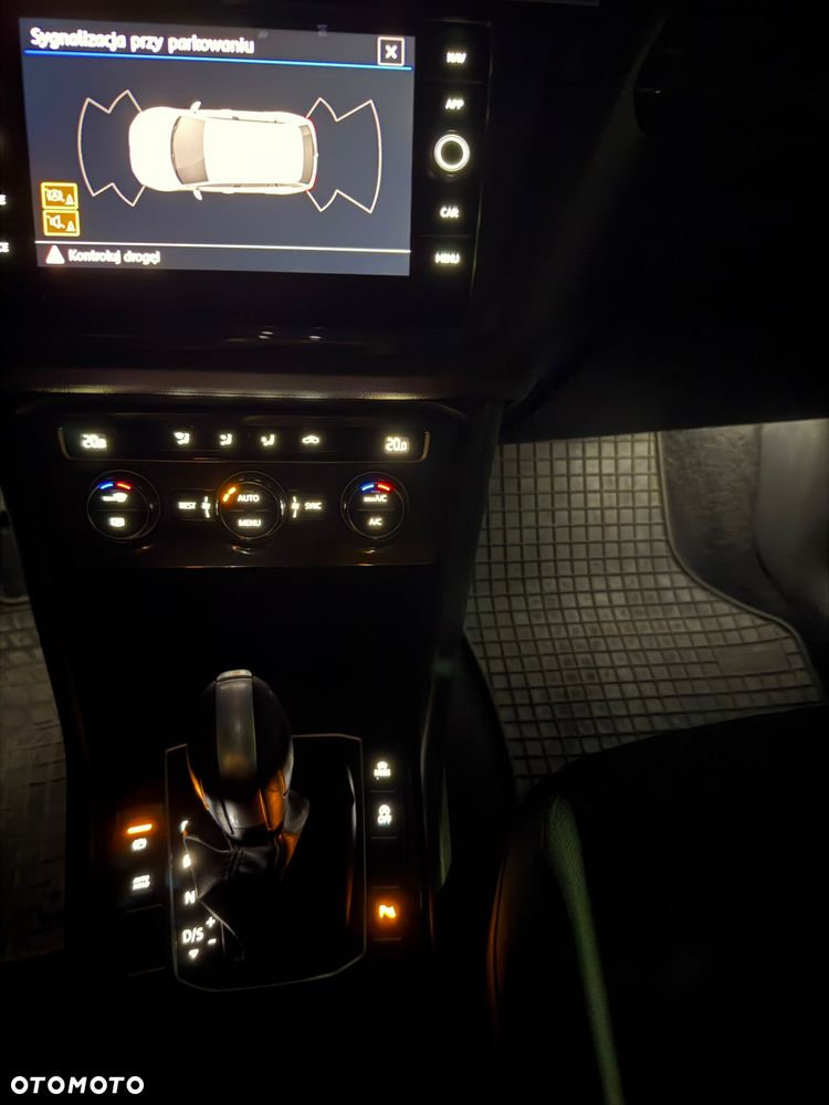 Volkswagen Tiguan - 24