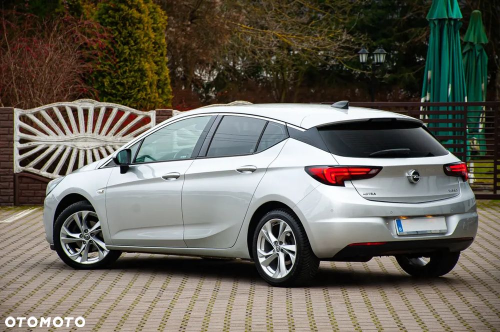 Opel Astra 1.4 Turbo Innovation - 19