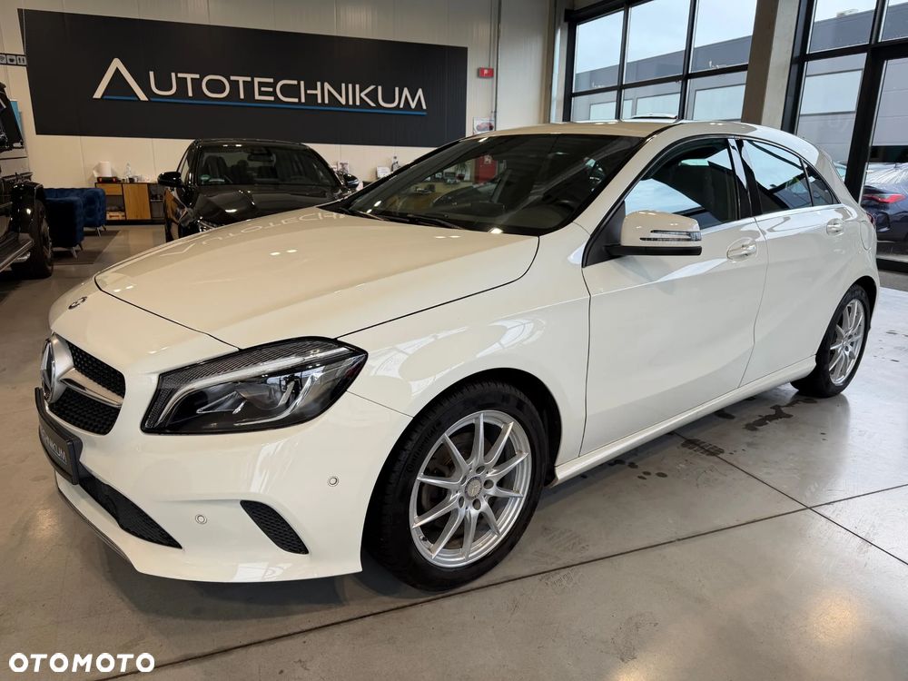 Mercedes-Benz Klasa A 180 (BlueEFFICIENCY) Style - 1