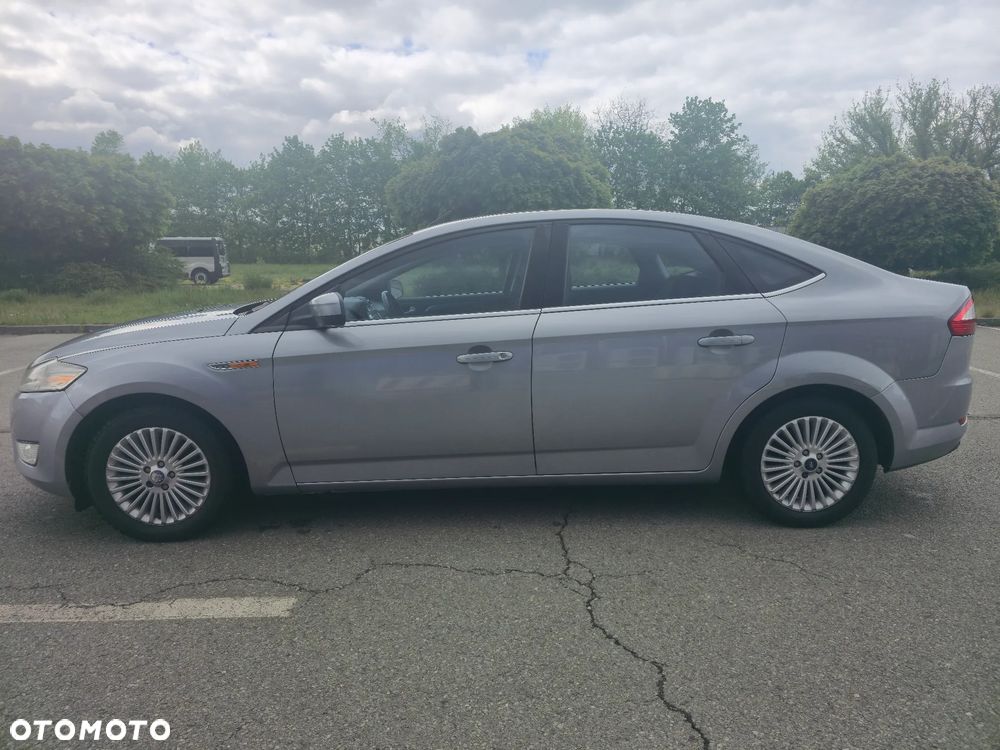 Ford Mondeo - 10