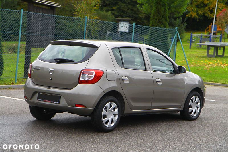 Dacia Sandero 1.2 16V - 2