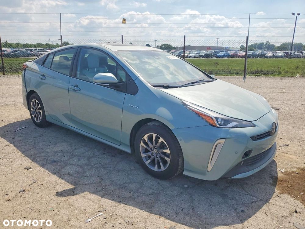 Toyota Prius - 5
