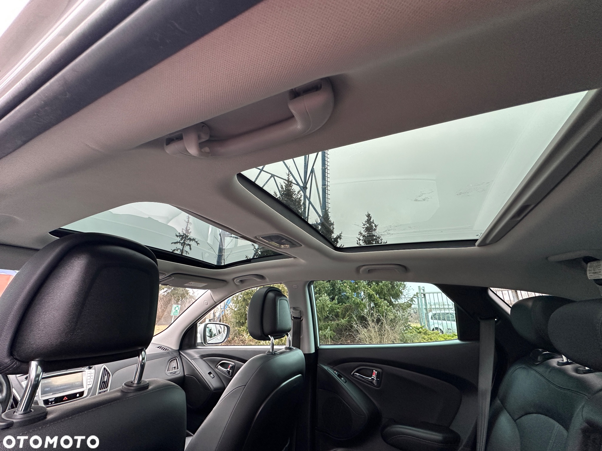 Hyundai ix35 2.0 CRDi 4WD Automatik Premium - 23