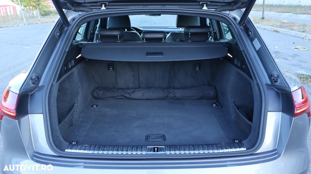 Audi e-tron 55 quattro S line - 35