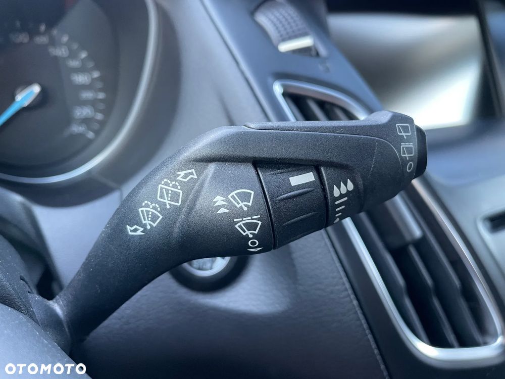 Ford Focus 1.0 EcoBoost Titanium ASS PowerShift - 20