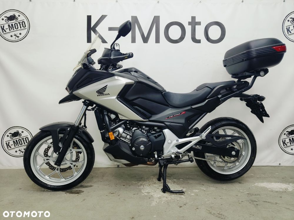 Honda NC - 18