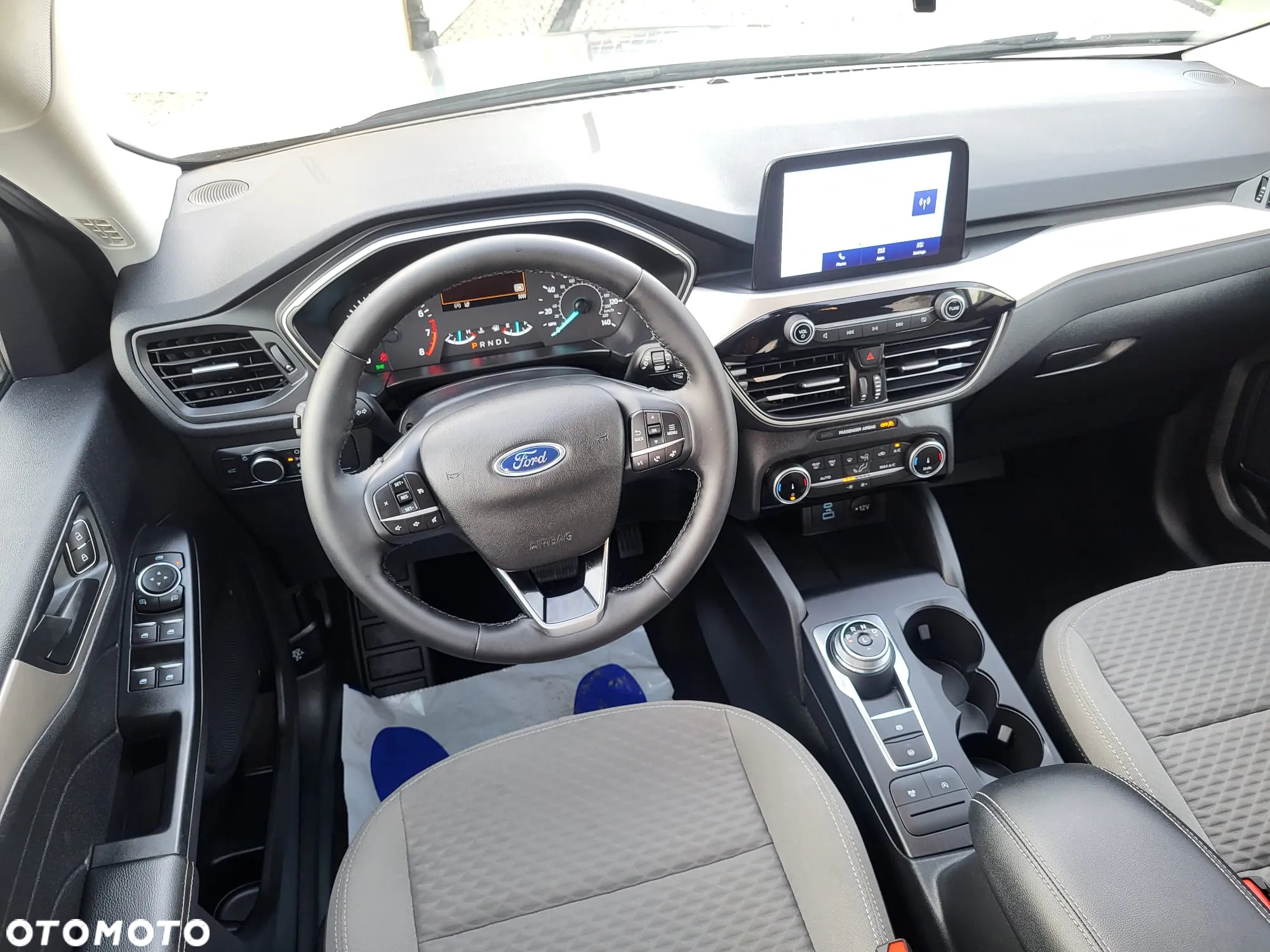 Ford Kuga - 22