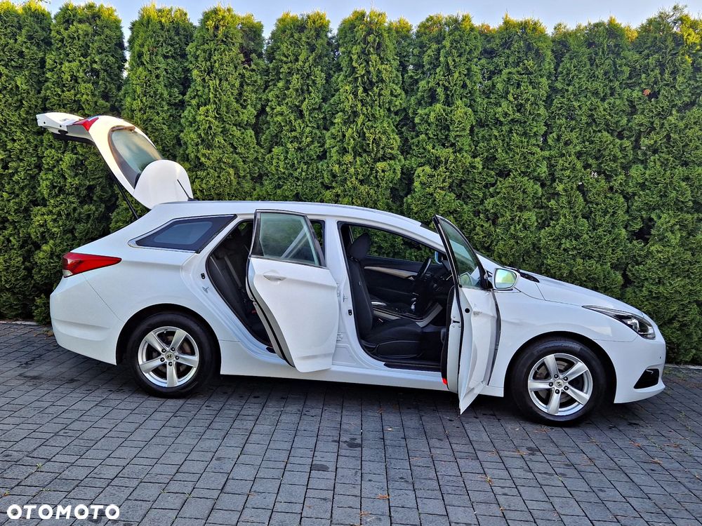 Hyundai i40 - 16