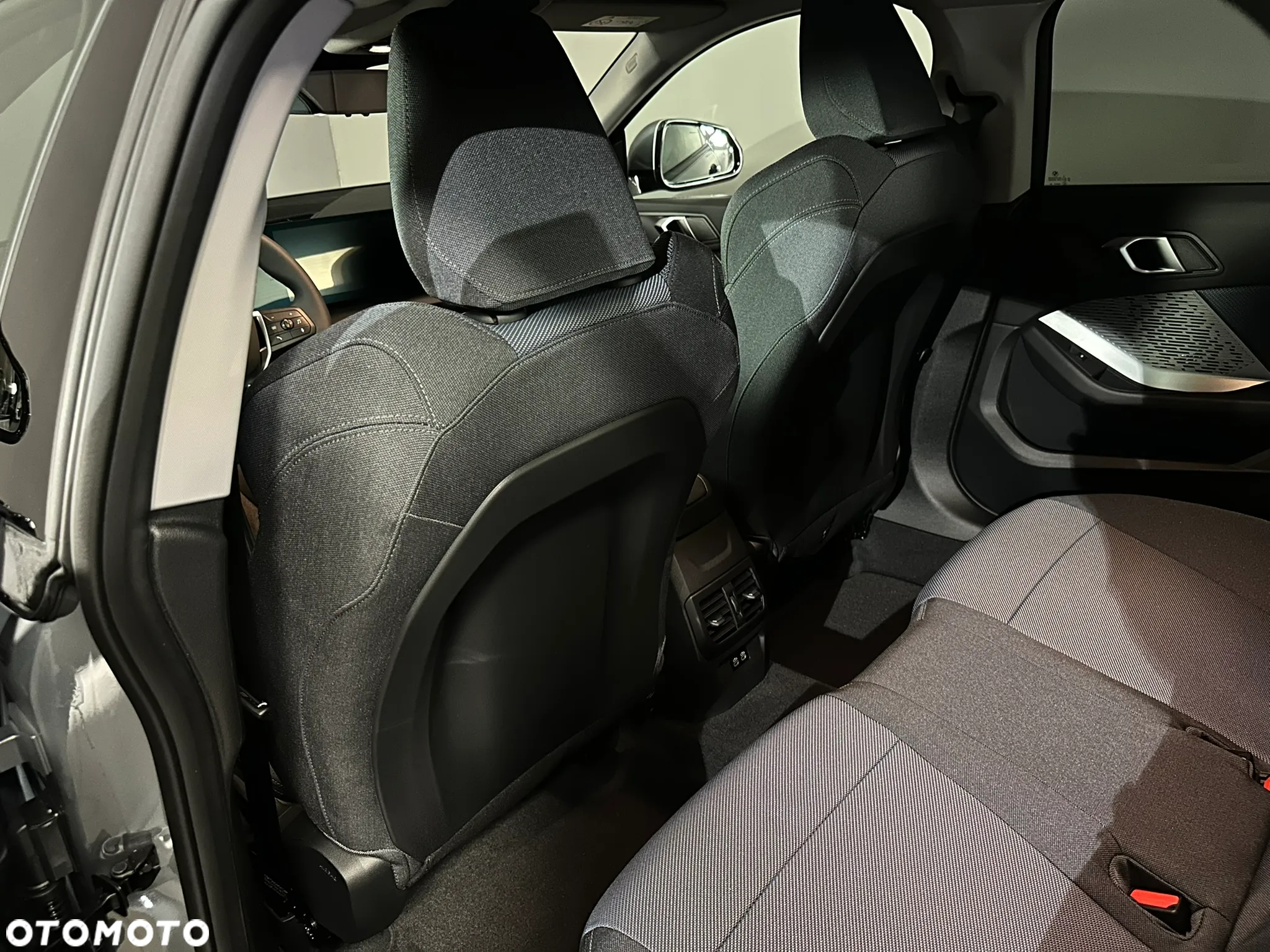 BMW Seria 2 220i - 17