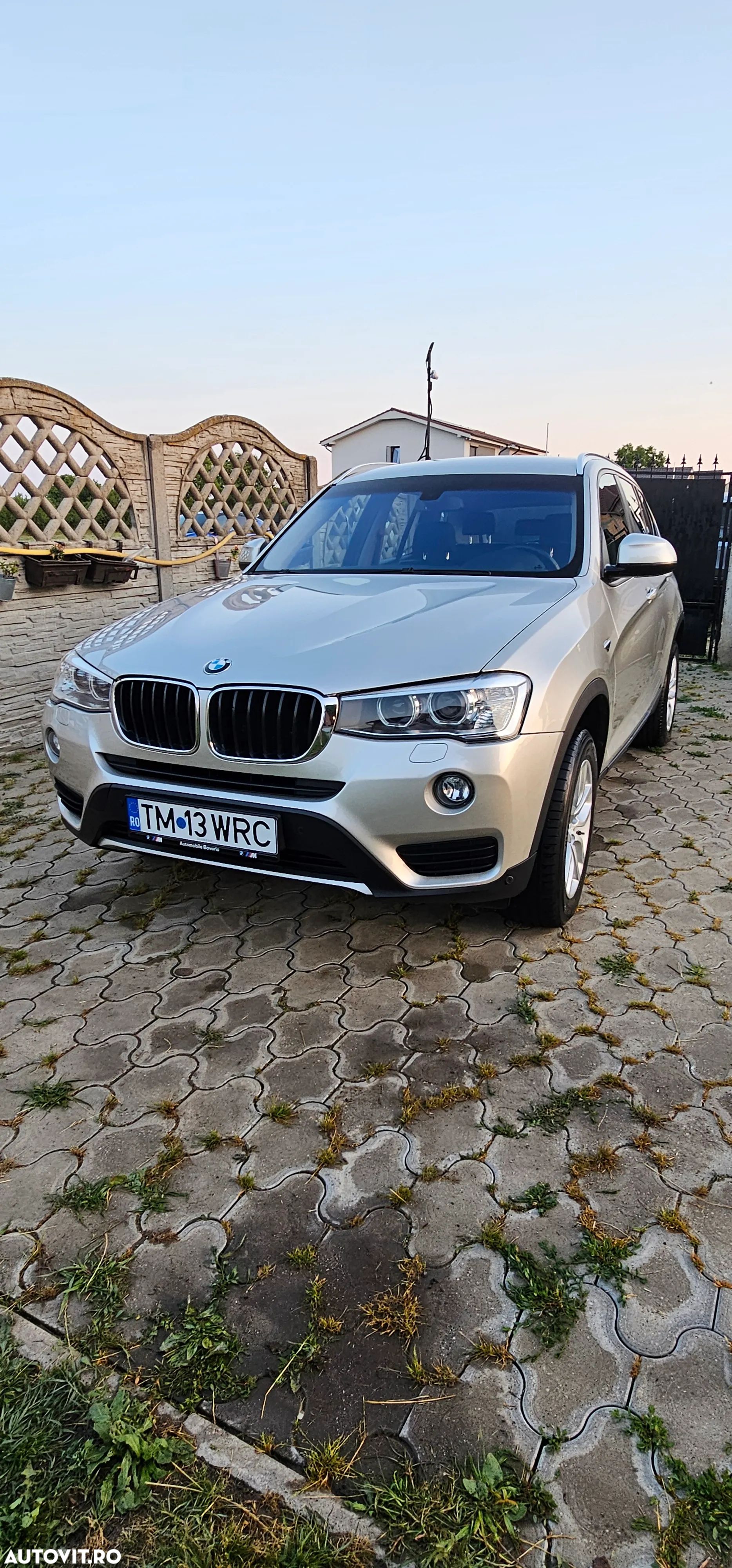 BMW X3 sDrive18d Luxury Line - 1