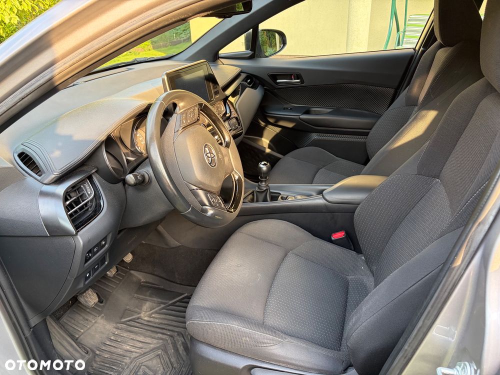 Toyota C-HR 1.2 T Premium - 11