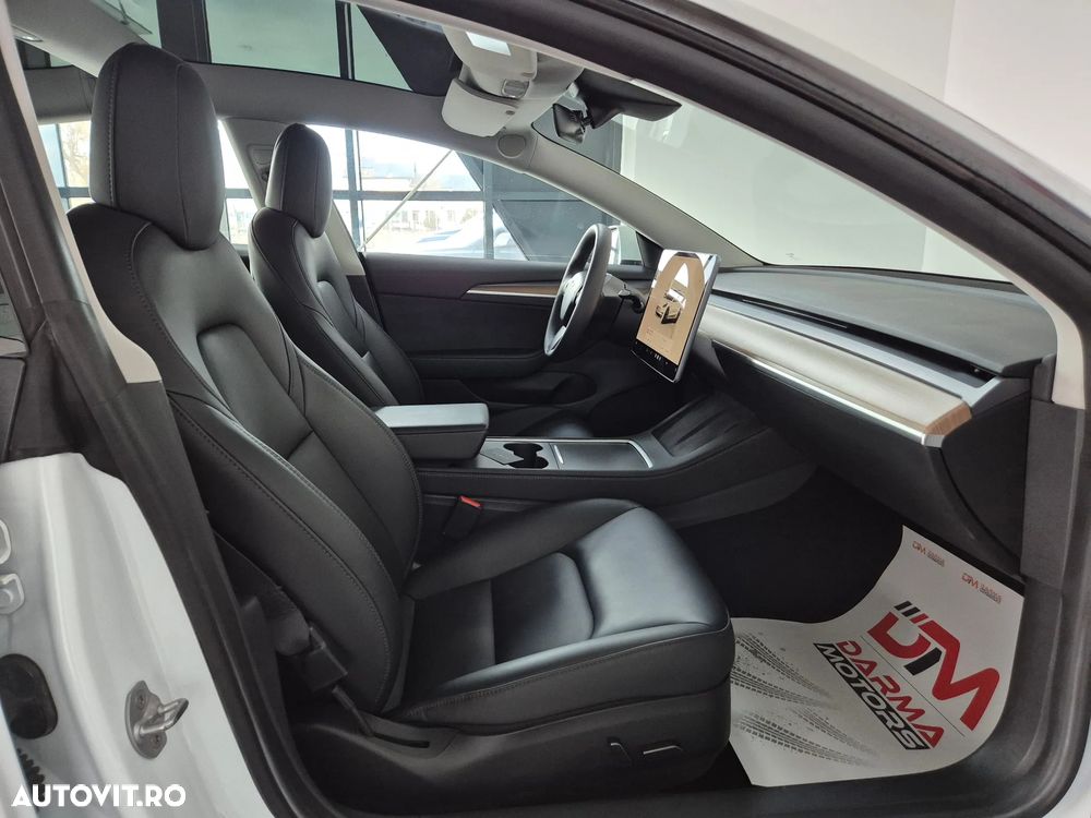 Tesla Model 3 Standard Reichweite Plus Hinterradantrieb - 13